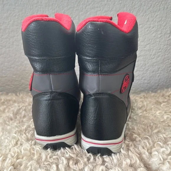 Totes Black and Red Winter Boots - Kids size 5 - Picture 4 of 6